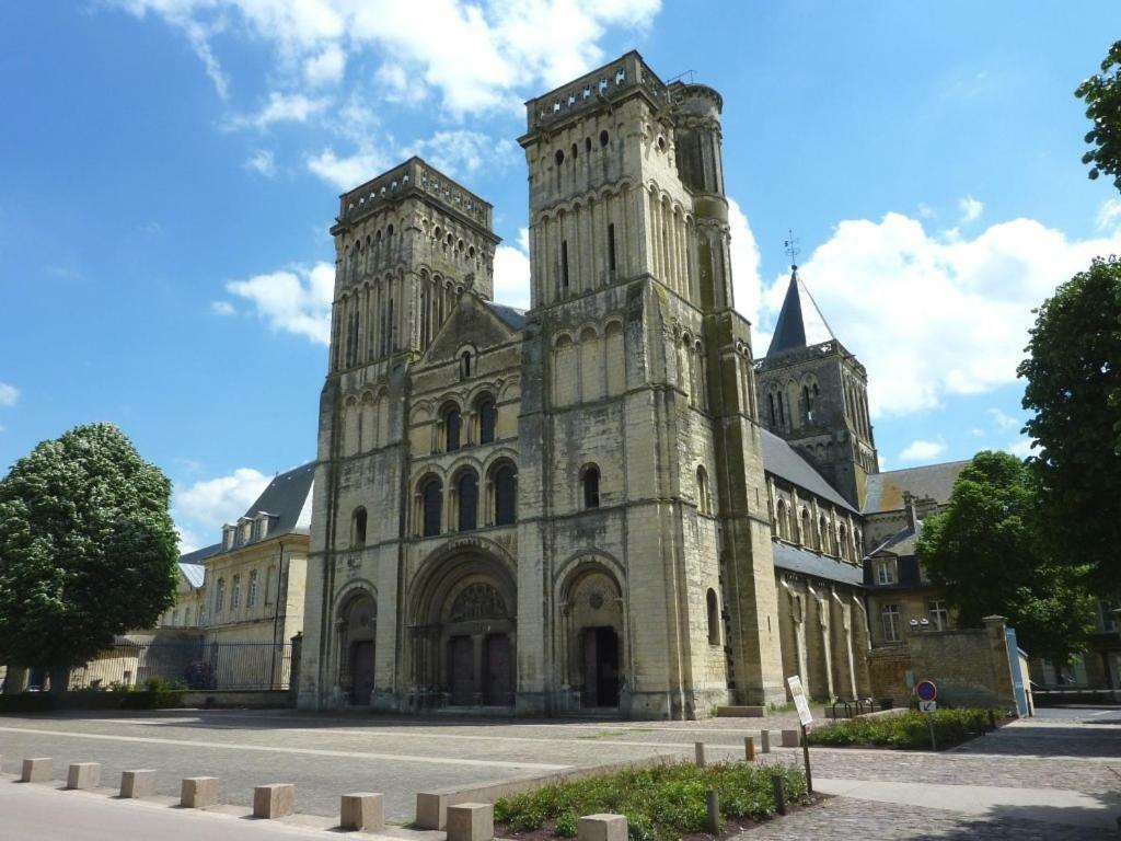 Le Saint Pierre, Atypique Au Coeur Du Centre Ville Caen Exterior foto